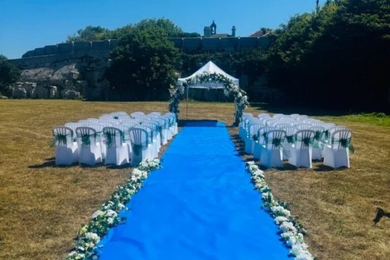 emc marquee gallery ceremony aisle matching